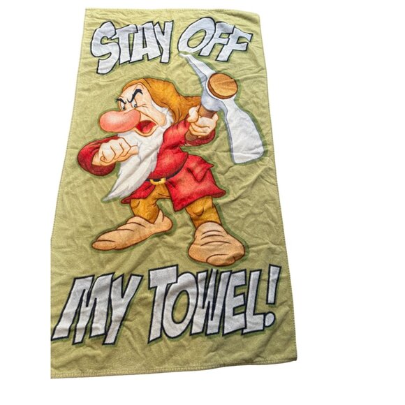 VTG Disney Parks Grumpy "Stay Off My Towel!" Bath Towel Resort Made In Brazil - Picture 4 of 8